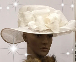 300-010  White Large Sinamay Bow Hat